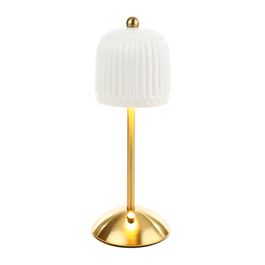 Luminária De Mesa Usb-C Metal Dourado