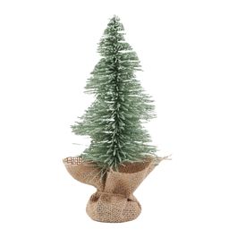 Topiaria Com Base Verde Oliva