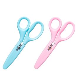 Tesoura Escolar com Capa Grip Emborrachado - Lâmina 14,5mm  - Saco PP