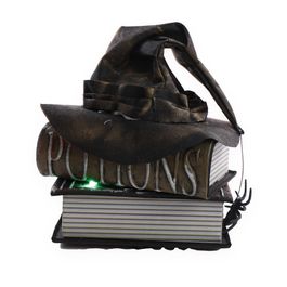 Chapéu e Livros Noites do Terror