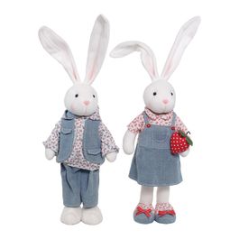Casal de Coelhos Estampa Morango Sortido Branco/Azul e Vermelho 68cm (Petit Suisse)